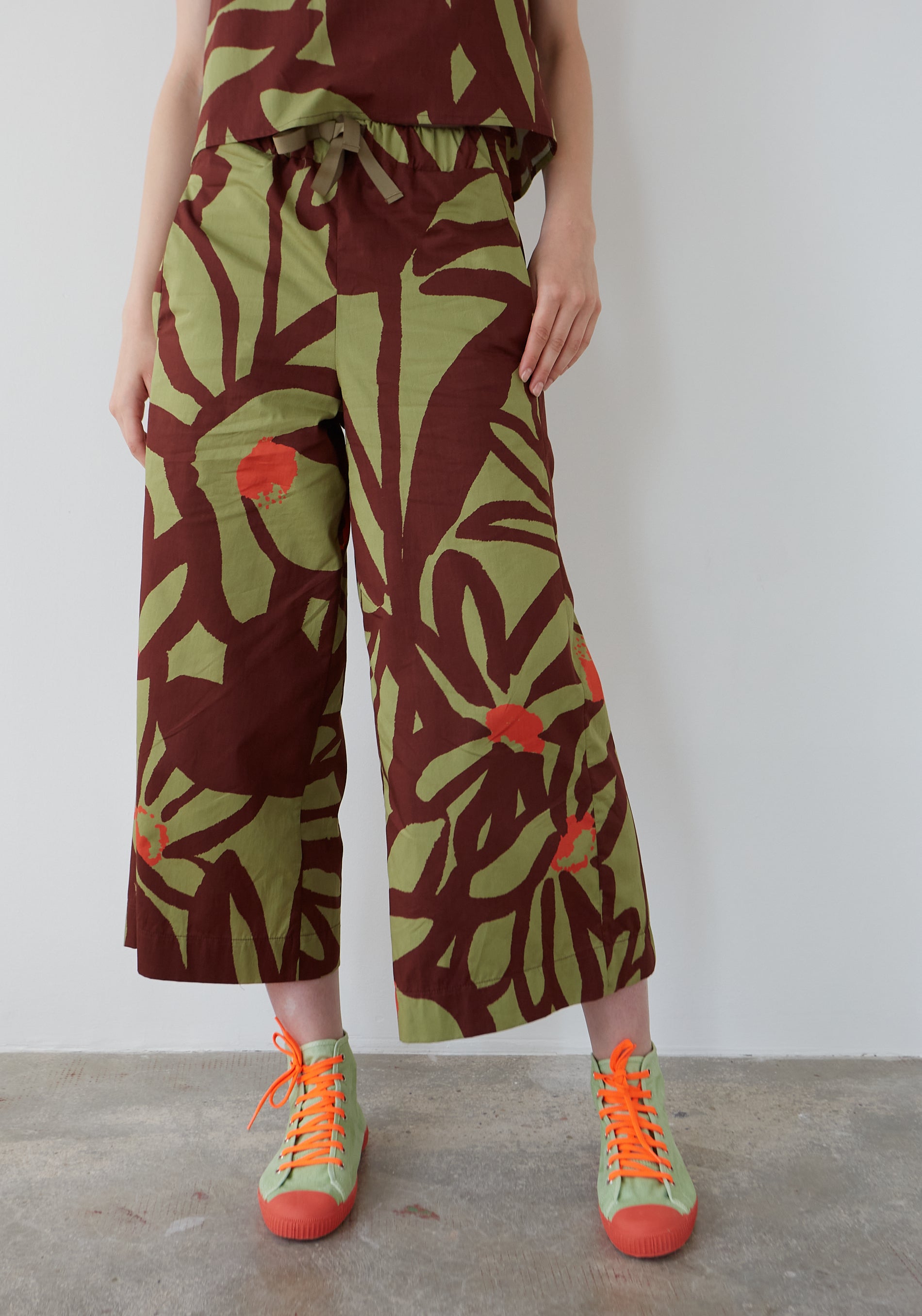 Khaki Flowers Bomba Pants