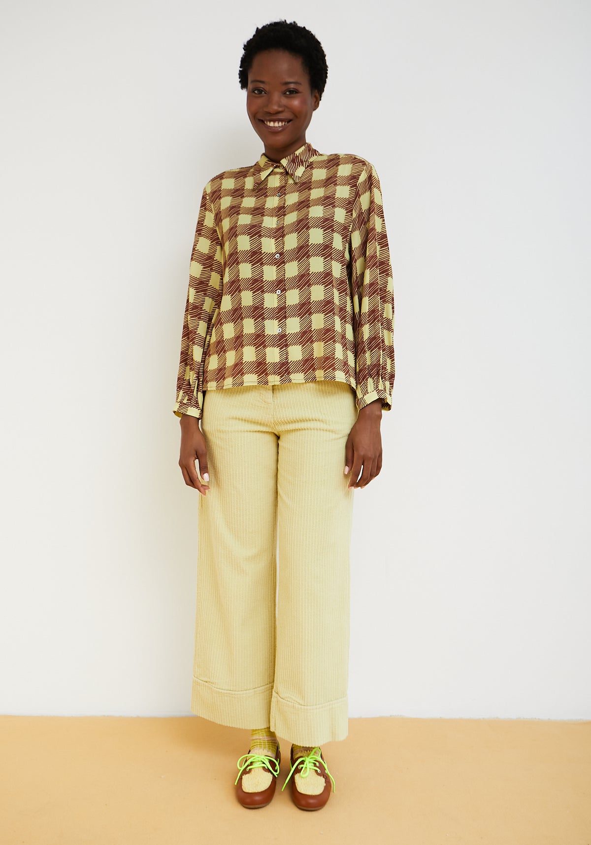 Pantalon Parchis Amarillo