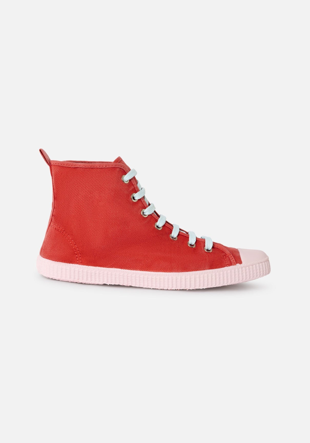 La Bamba High Red (Order one size up)